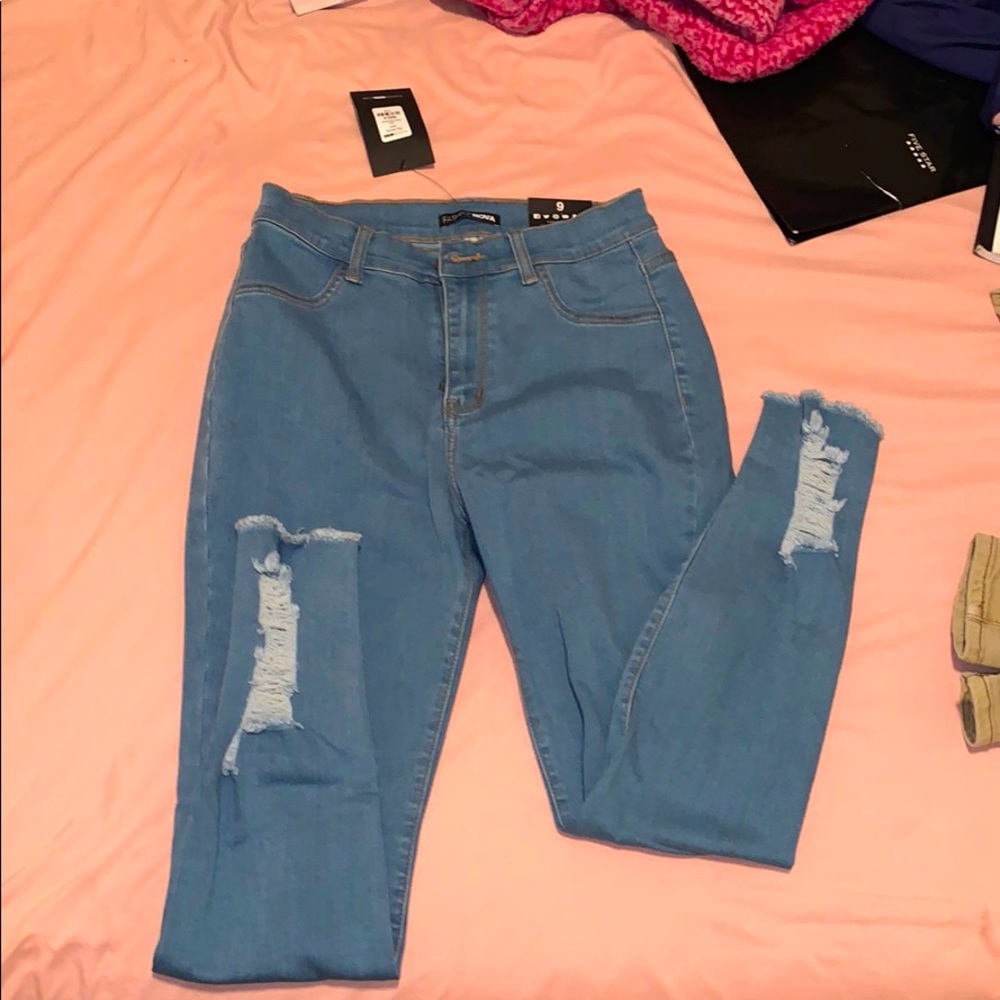 Clothes! Clothes! Clothes!